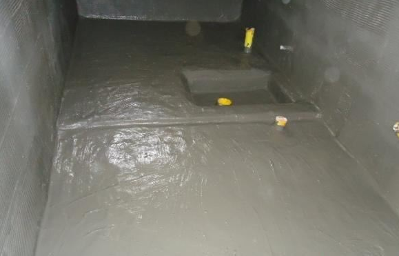 聚合物水泥基防水涂料如何使用？
